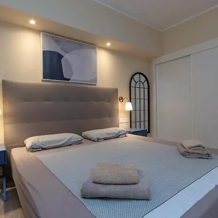 Altamira 73 - One Bed شقة *